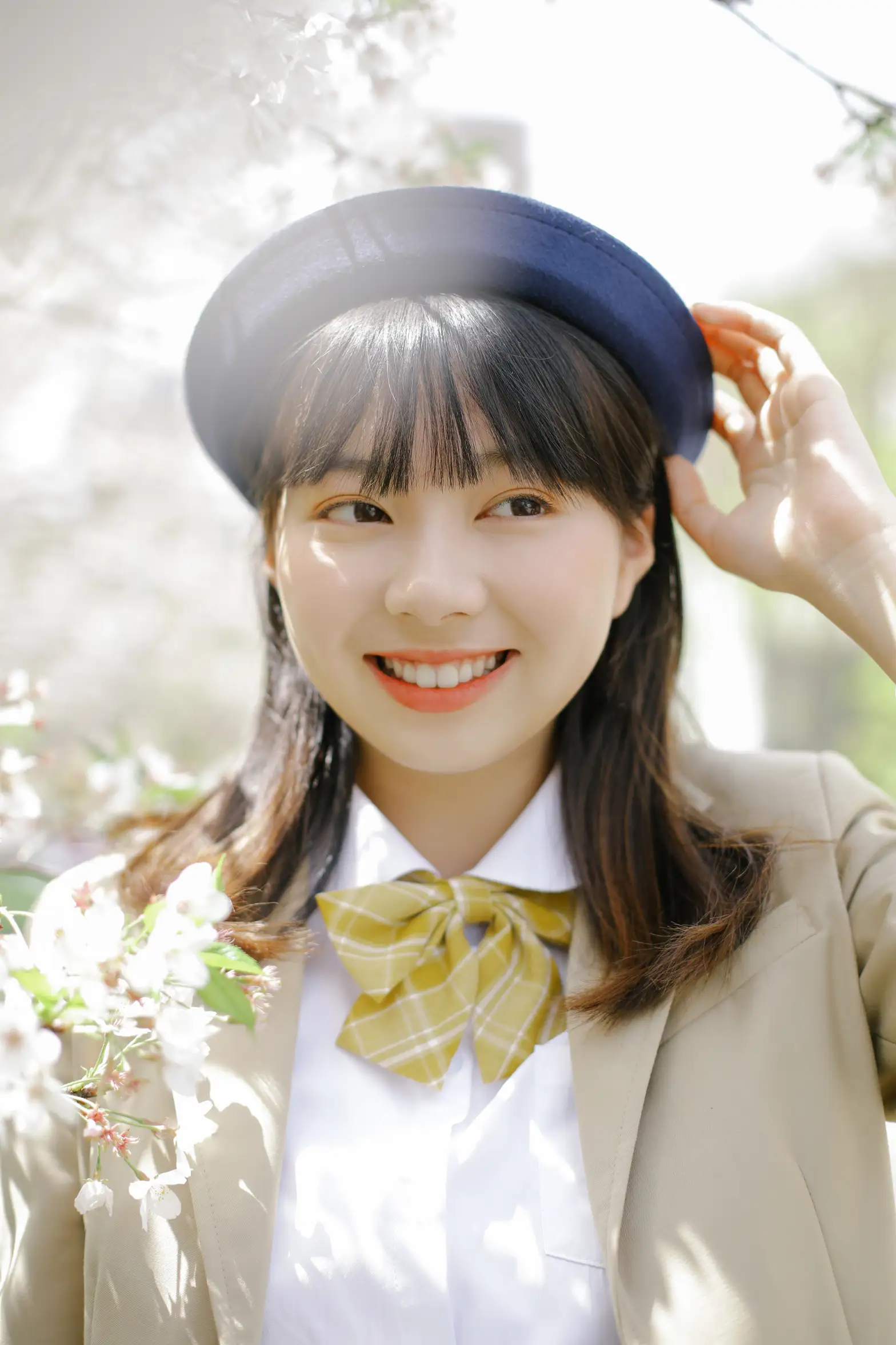 [YITUYU] 2022.06.08 Vol.1122 – Sakura Blossoms Thank you#[39P]-25